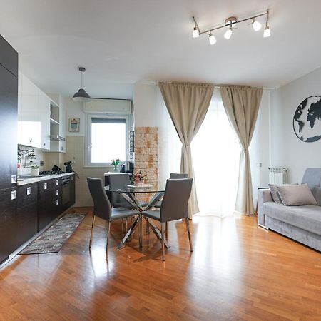 Nuvola Apartment Fiumicino Easy Self Check-In Buitenkant foto